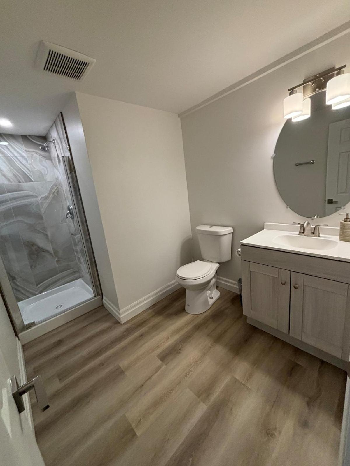 One-Bedroom Unit At Vista Hill 滑铁卢 外观 照片